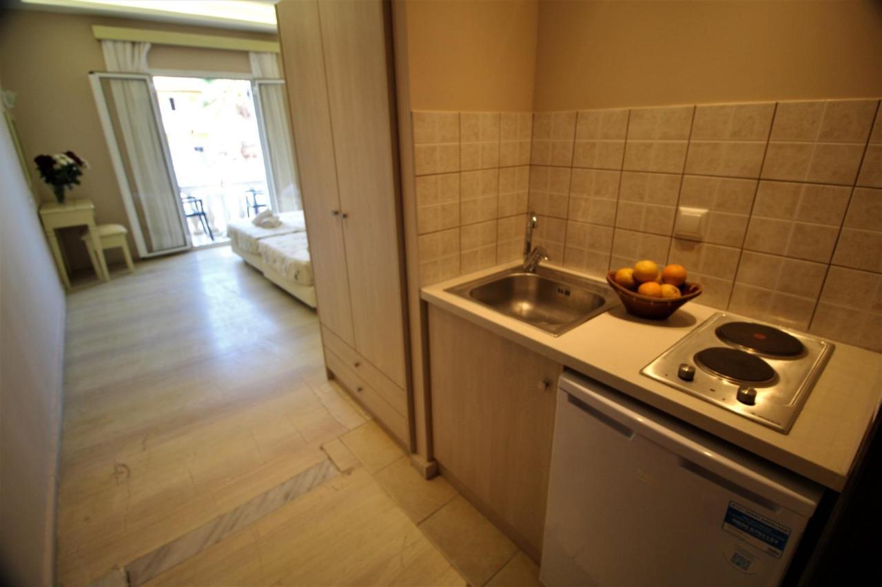 Nikki'S Studios & Apartments Moraitika Dış mekan fotoğraf