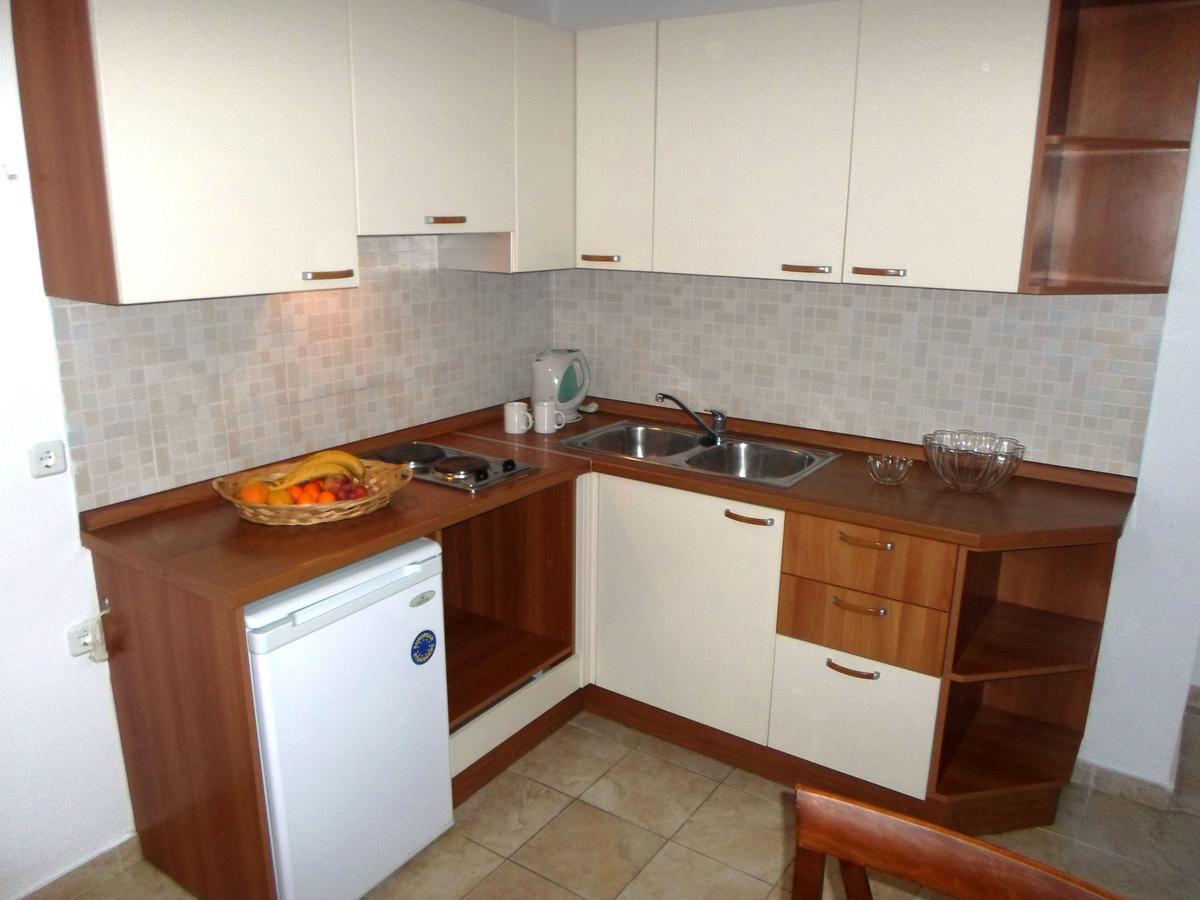 Nikki'S Studios & Apartments Moraitika Dış mekan fotoğraf
