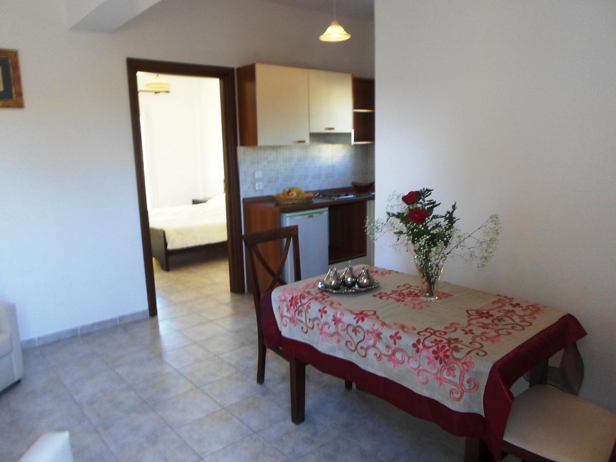 Nikki'S Studios & Apartments Moraitika Dış mekan fotoğraf